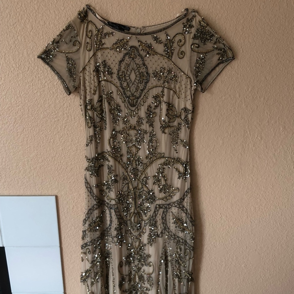 PISARRO NIGHTS BEADED EVENING GOWN !!